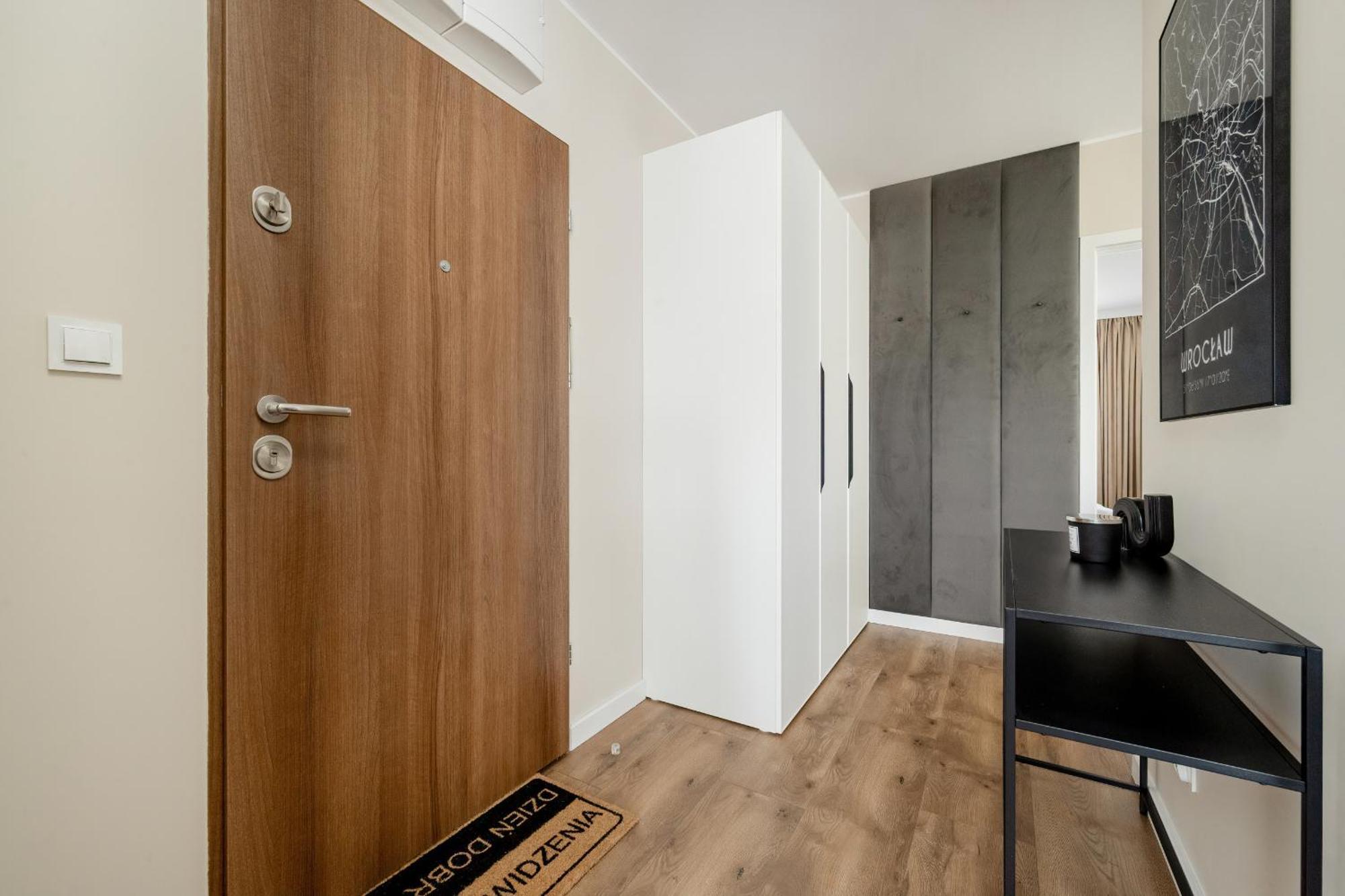 Piekny Apartament Wichrowa - 2 Sypialnie Free Garage Wroclaw By Noclegi Renters Exteriér fotografie